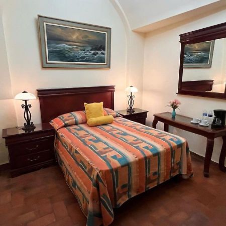 Hotel Antigua Casa De Piedra Сан-Міґель-де-Альєнде Екстер'єр фото