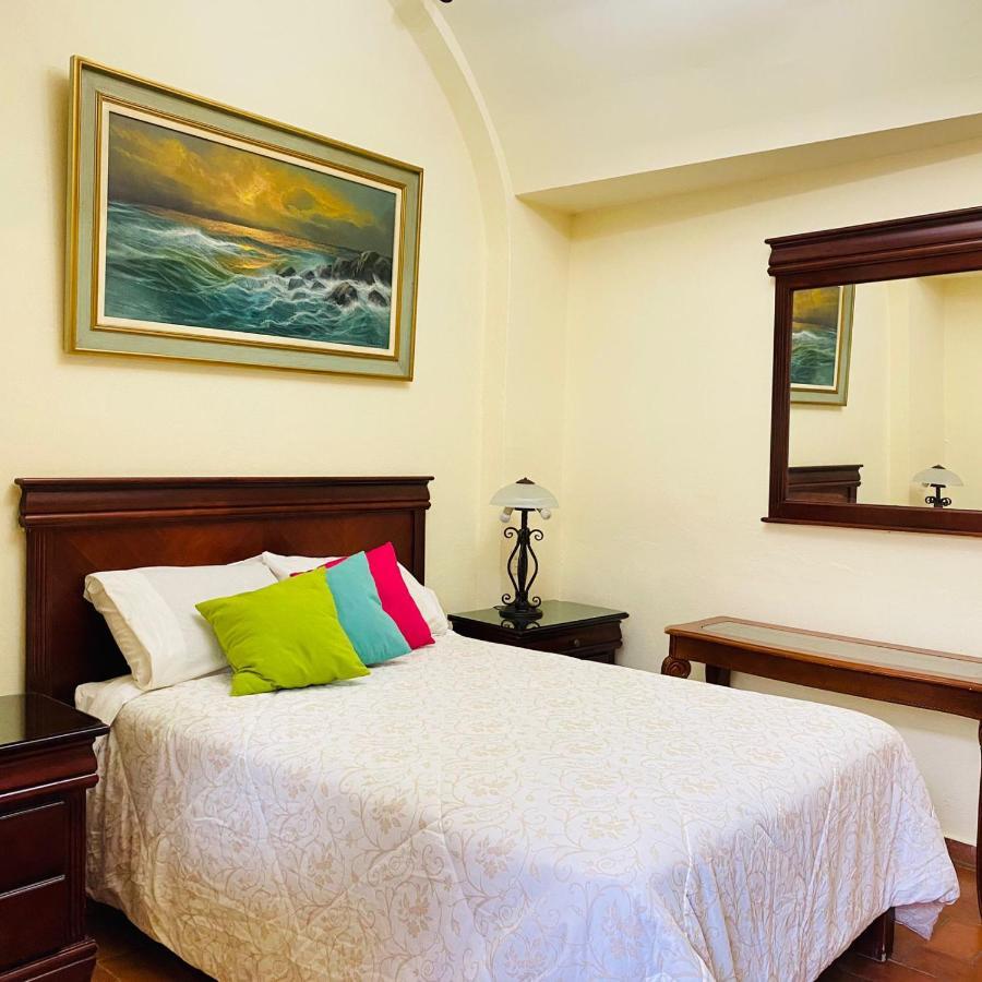 Hotel Antigua Casa De Piedra Сан-Міґель-де-Альєнде Екстер'єр фото