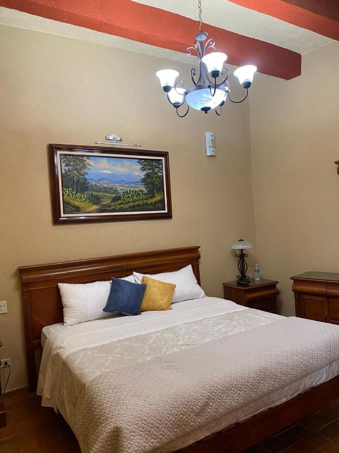 Hotel Antigua Casa De Piedra Сан-Міґель-де-Альєнде Екстер'єр фото
