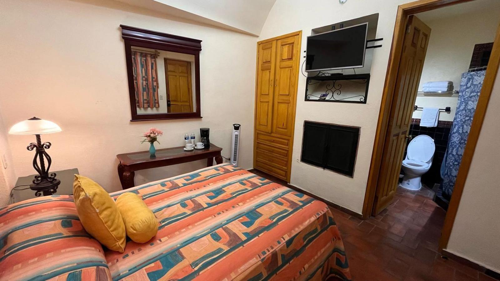 Hotel Antigua Casa De Piedra Сан-Міґель-де-Альєнде Екстер'єр фото